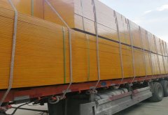 青海周總-8層1.15模板走一車