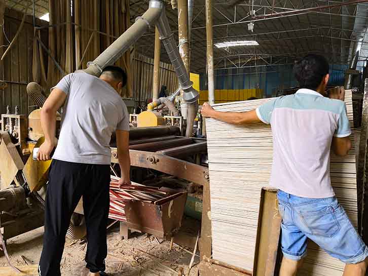 高品質(zhì)建筑模板生產(chǎn)廠家