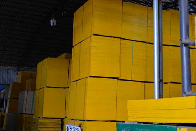 建筑膠合板板材基地