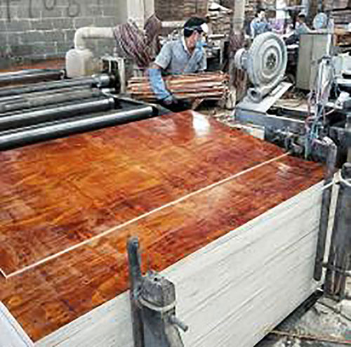 高質(zhì)量建筑膠合板生產(chǎn)