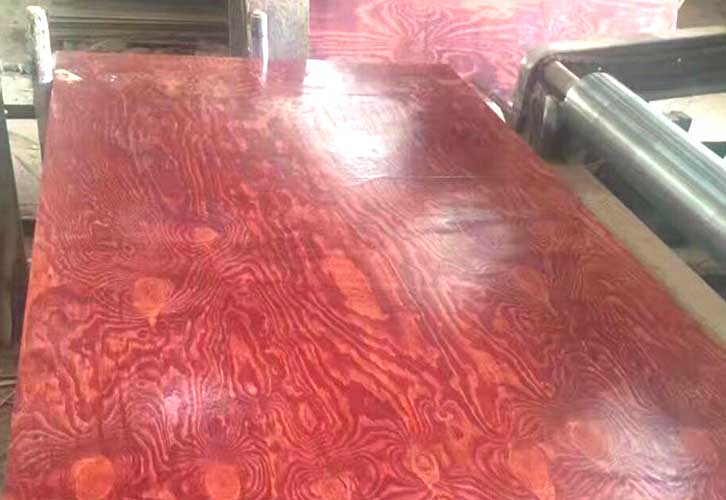 木模板成為緊握建筑模板市場脈搏的產(chǎn)品